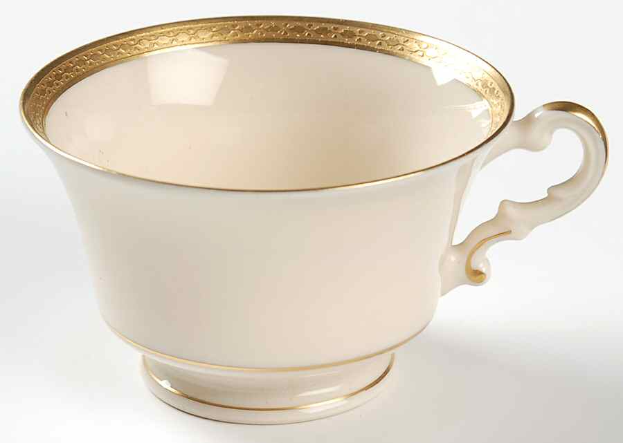 Wayne (No Color Band) Footed Cup by Syracuse-1