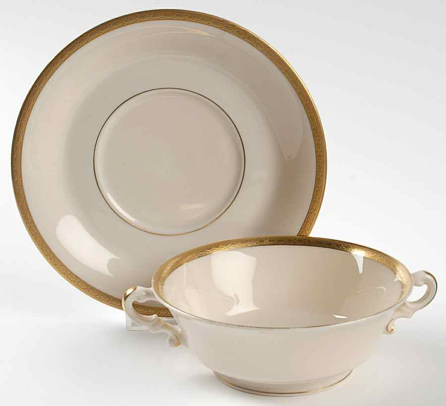 Wayne (No Color Band) Footed Cream Soup Bowl & Saucer Set by Syracuse-1