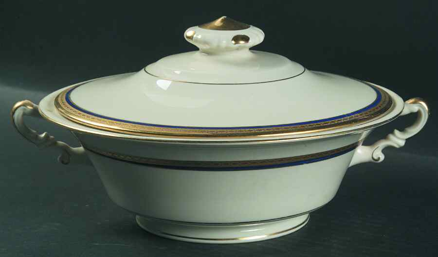Wayne Blue (Fine China) Round Covered Vegetable by Syracuse-1
