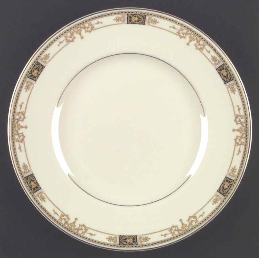 Webster (Old Ivory, Gold Trim) Dinner Plate by Syracuse-1