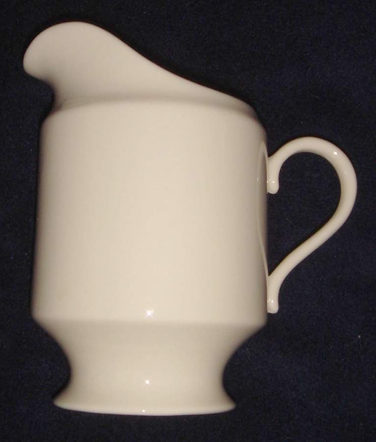 Wellington Creamer by Syracuse-1
