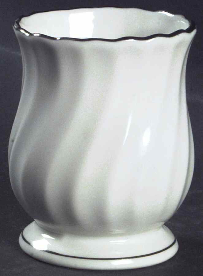 Wedding Ring Cigarette Holder by Syracuse-1