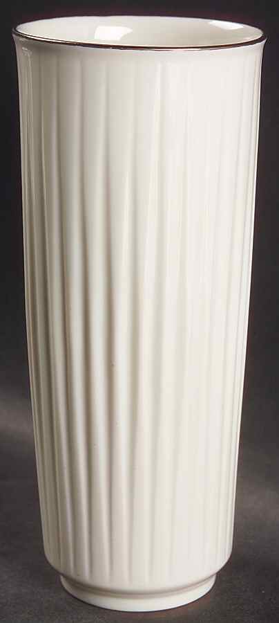 Facet 8" Vase by Syracuse-1