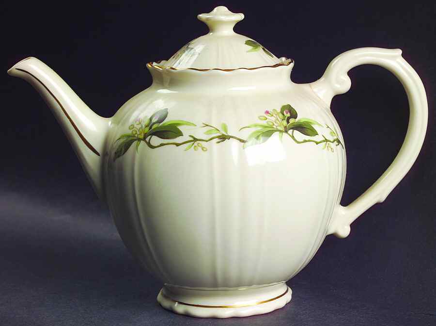 Westvale Teapot & Lid by Syracuse-1