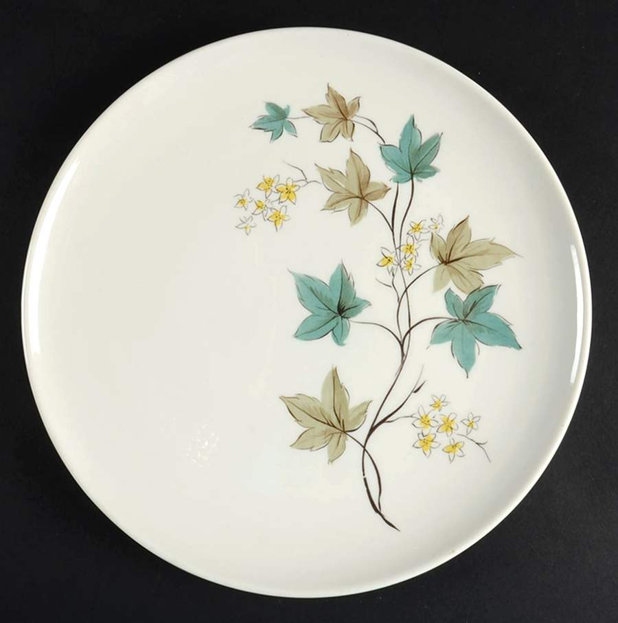 Woodbine Dinner Plate by Syracuse-1