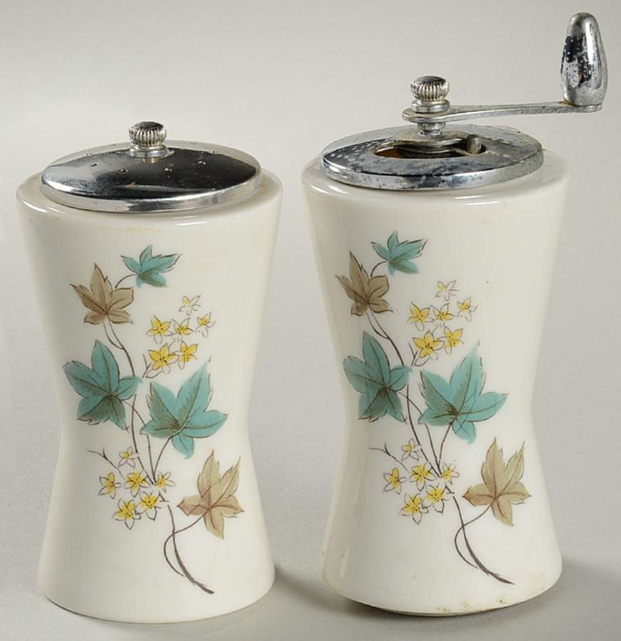 Woodbine Salt Mill & Pepper Mill Set by Syracuse-1