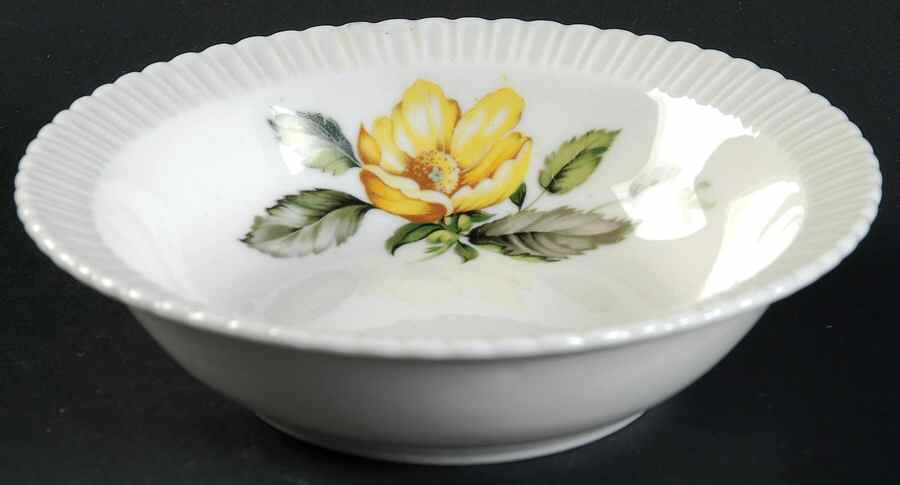 Yellow Roses Rim Fruit/Dessert (Sauce) Bowl by Syracuse-1