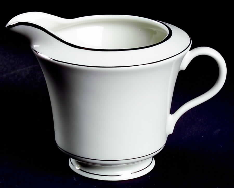 Yorktown Creamer by Syracuse-1