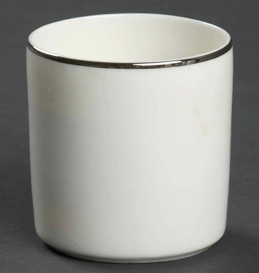 Yorktown Cigarette Holder by Syracuse-1
