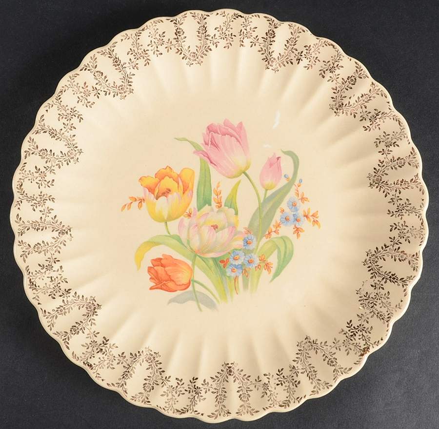 Easterwood Luncheon Plate by Sebring Pottery-1