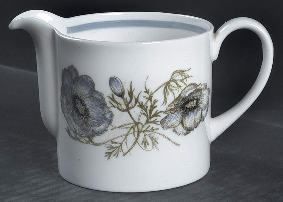 Glen Mist (Susie Cooper Signature Stamp) Creamer by Susie Cooper-1