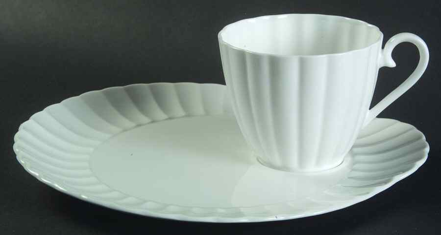 White Flute Snack Plate & Cup Set by Susie Cooper-1