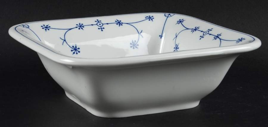SCD7 7" Square Vegetable Bowl by Schonwald-1