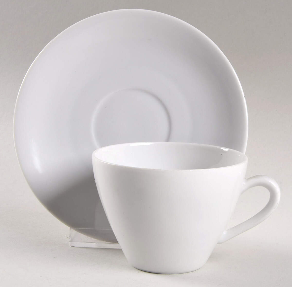 Isolde Flat Cup & Saucer Set by Seltmann-1