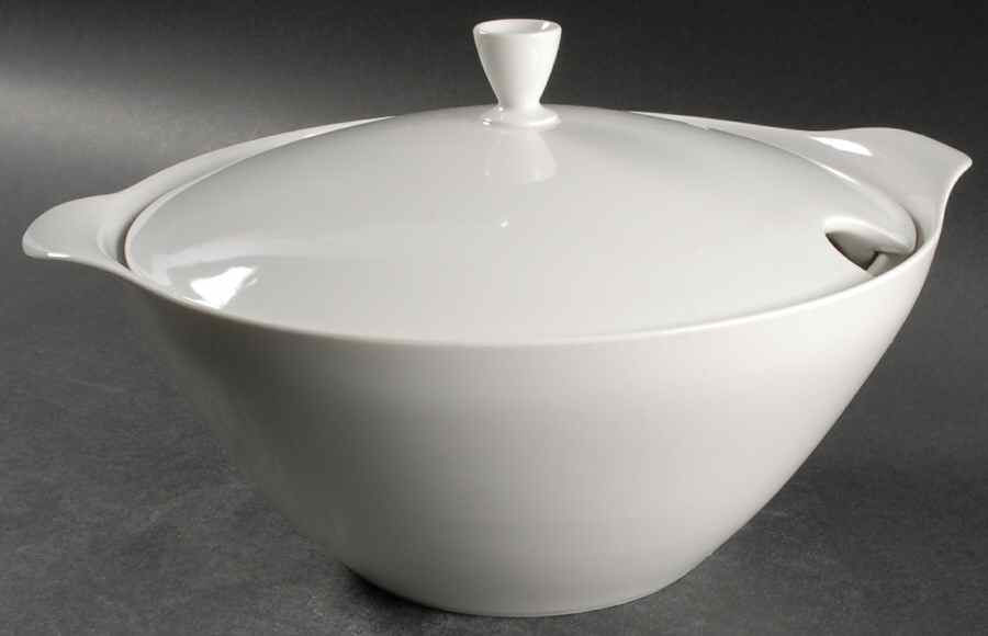 Isolde Tureen &  Lid by Seltmann-1