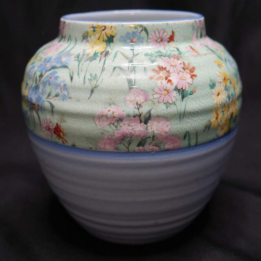 Melody (Smooth, Yellow Trim) 4" Vase by Shelley-1