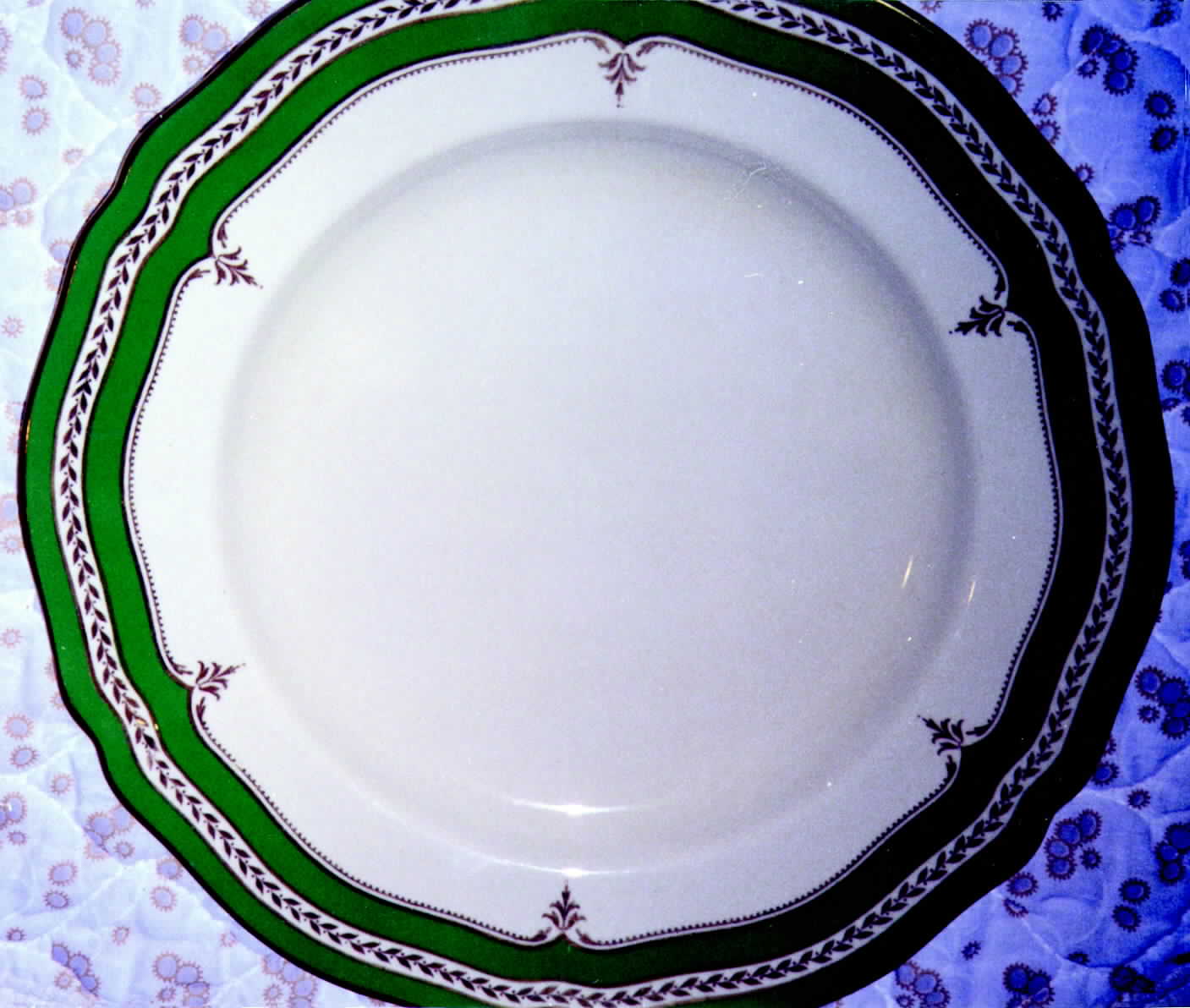 Y249 Dinner Plate by Spode-1