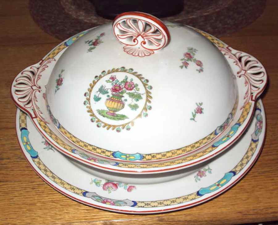 CS567 Round Covered Vegetable by Spode-1