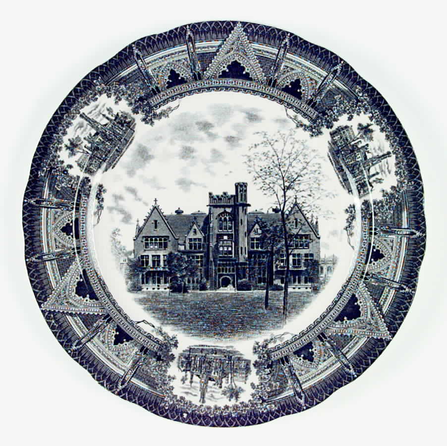 University of Chicago Black (Scalloped) Dinner Plate by Spode-1