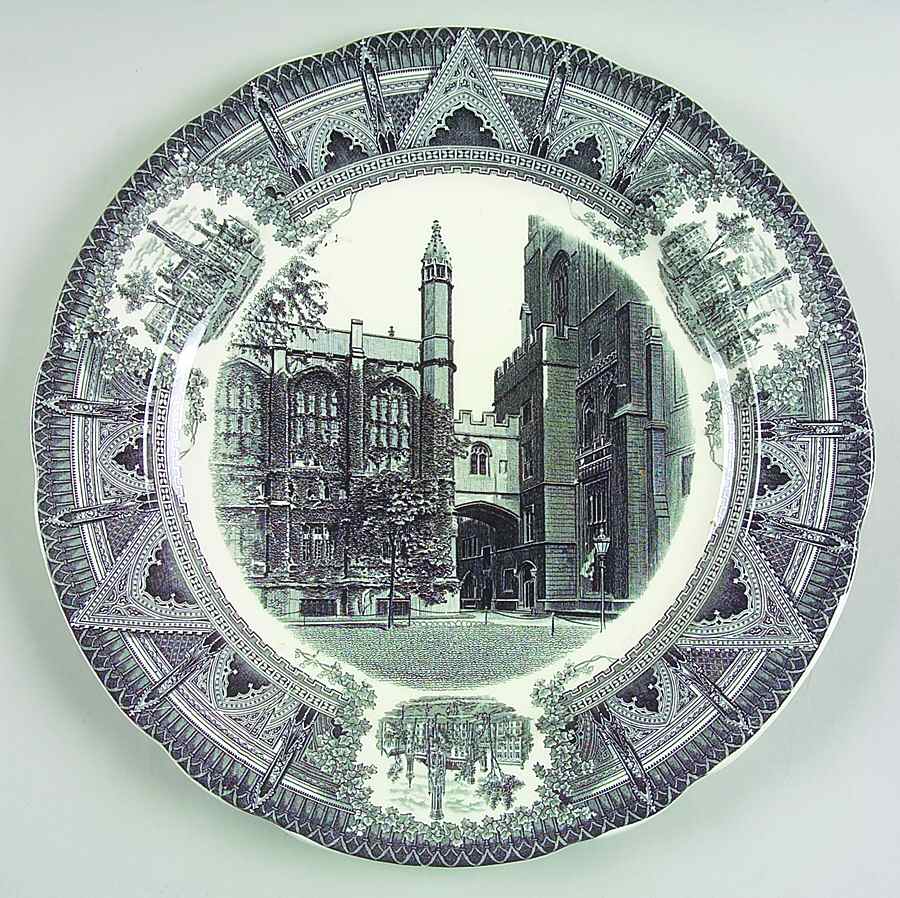 University of Chicago Black (Scalloped) Dinner Plate by Spode-1
