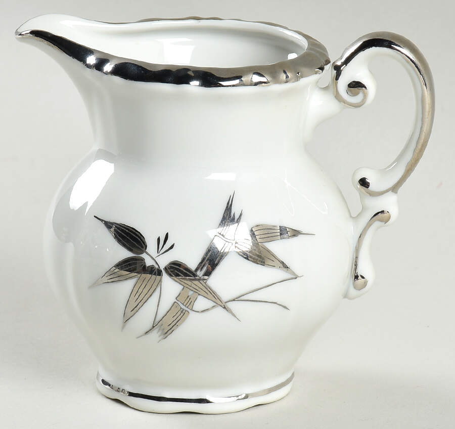 1032 Creamer by Seyei Toki Co-1
