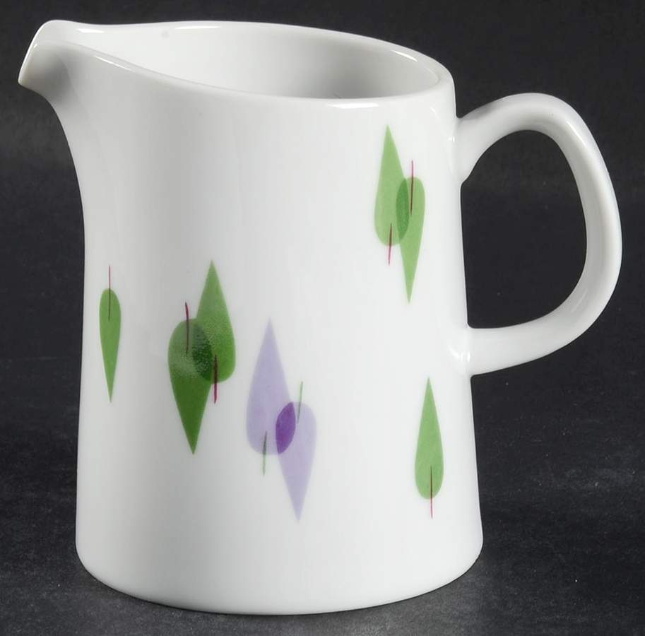 Encore Creamer by Sango-1
