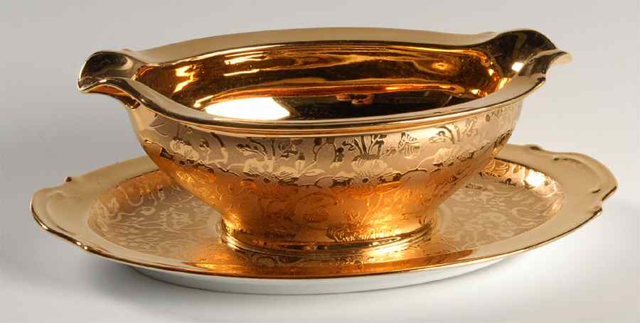 SFR4 Gravy Boat with Attached Underplate by Stouffer-1