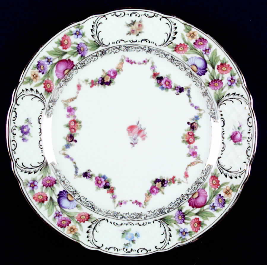SCH129 Dinner Plate by Schumann - Bavaria-1