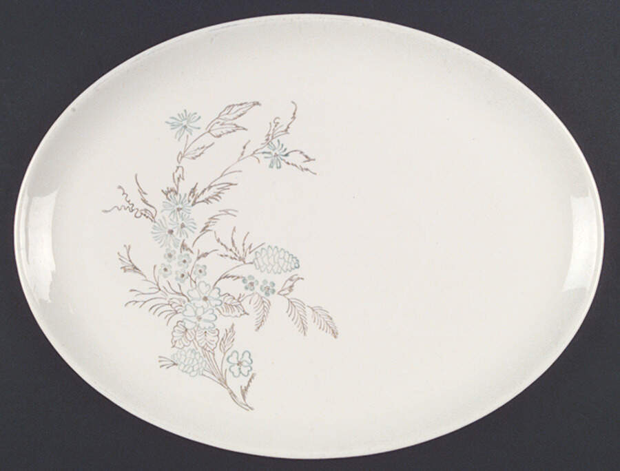 Milano 14" Oval Serving Platter by Stetson-1