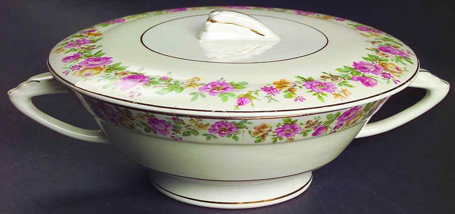 Luxury Bouquet Round Covered Vegetable by Stetson-1