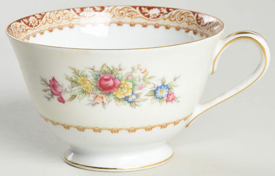 SAN30 Footed Cup by Sango-1