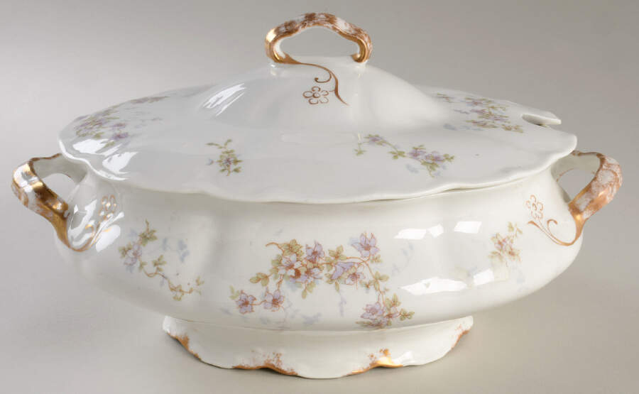 50207 Oval Tureen & Lid by Syracuse-1