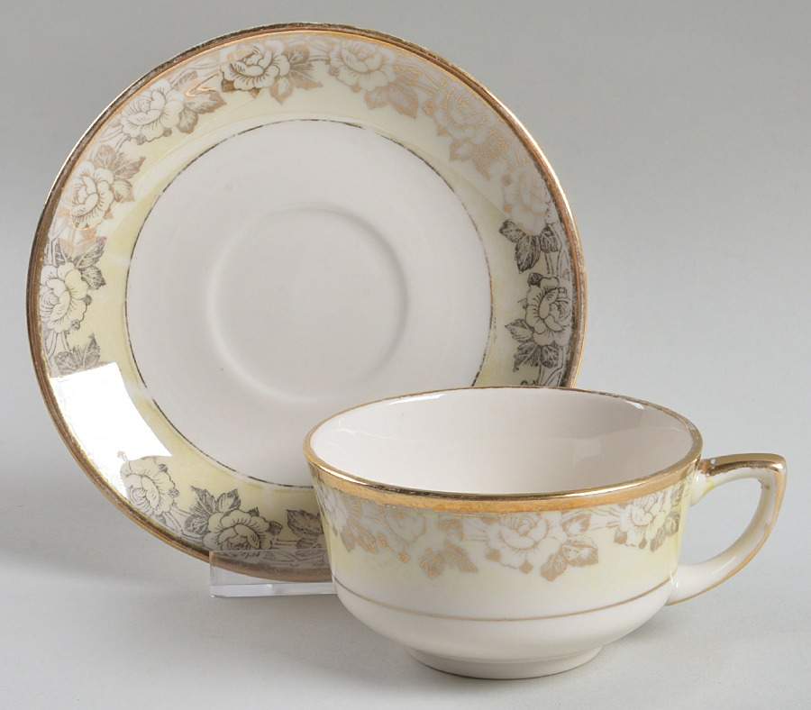 SUB3 Flat Cup & Saucer Set by Superior Bavaria-1