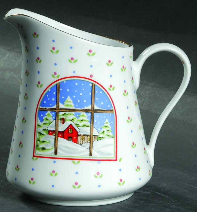 Home For The Holidays Creamer by Shibata Toki-1