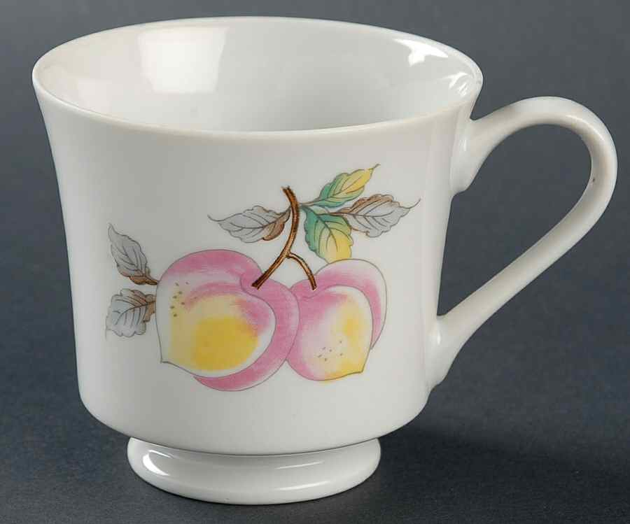 Fruit Footed Cup by Sadek-1