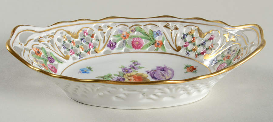 Chateau Dresden-Royal Dresner Art 6" Oval Tray by Schumann - Bavaria-1