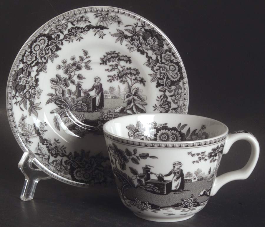 Archive Collection Black Flat Cup & Saucer Set by Spode-1