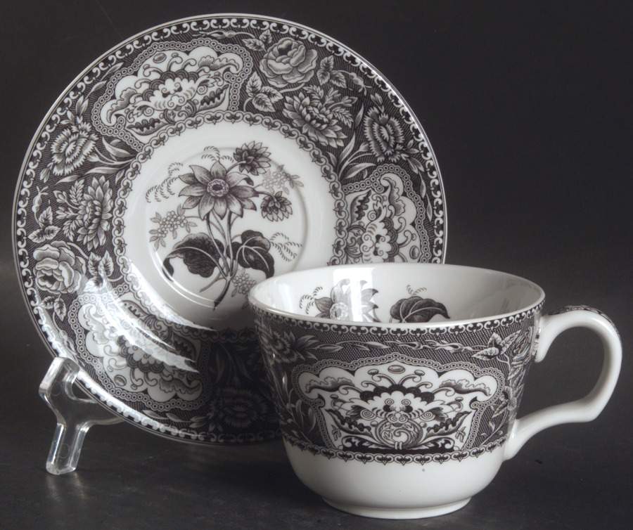 Archive Collection Black Flat Cup & Saucer Set by Spode-1