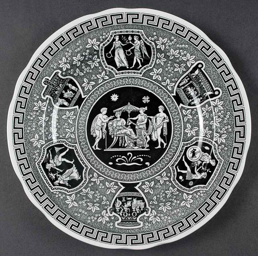 Archive Collection Black Luncheon Plate by Spode-1