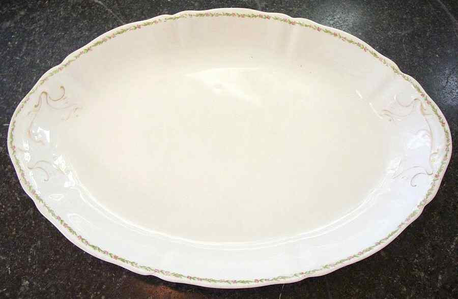 SY272 15" Oval Serving Platter by Syracuse-1