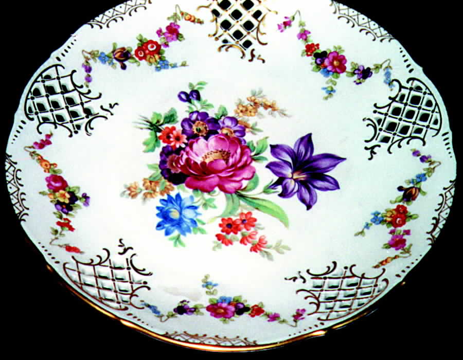 SCH137 Dinner Plate by Schumann - Bavaria-1