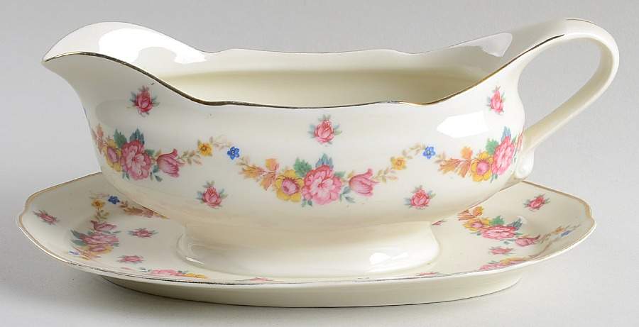 SCL14 Gravy Boat with Attached Underplate by Schlaggenwald-1