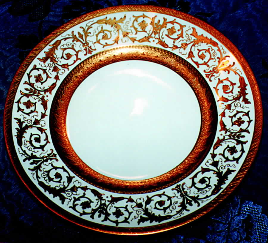 3154 Dinner Plate by Sil-1