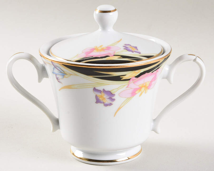 Iris Sugar Bowl & Lid by Seizan-1