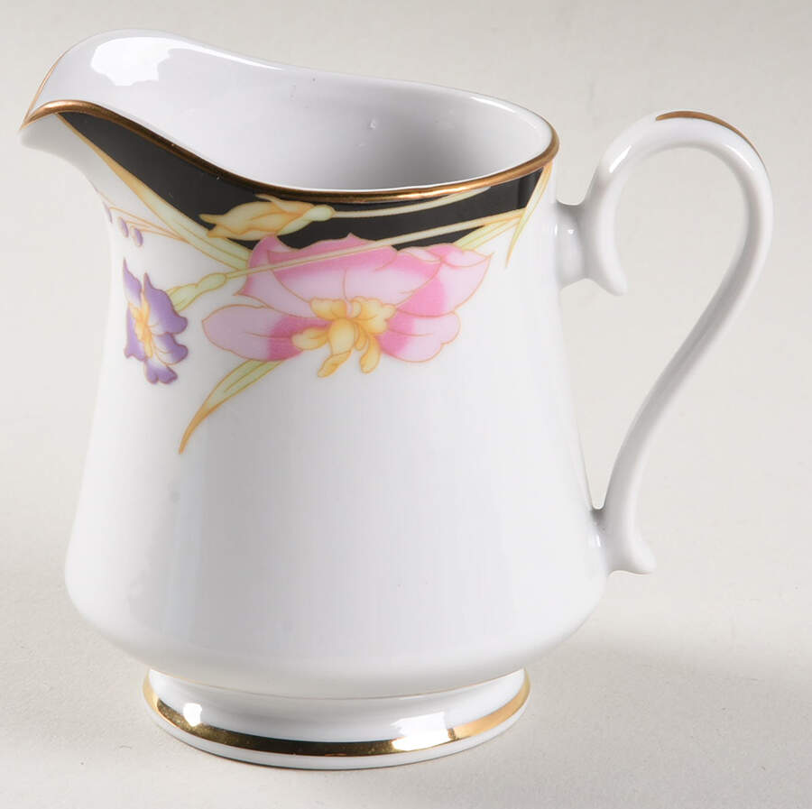 Iris Creamer by Seizan-1