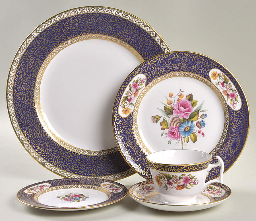 Arundel 5 Piece Place Setting by Spode-1