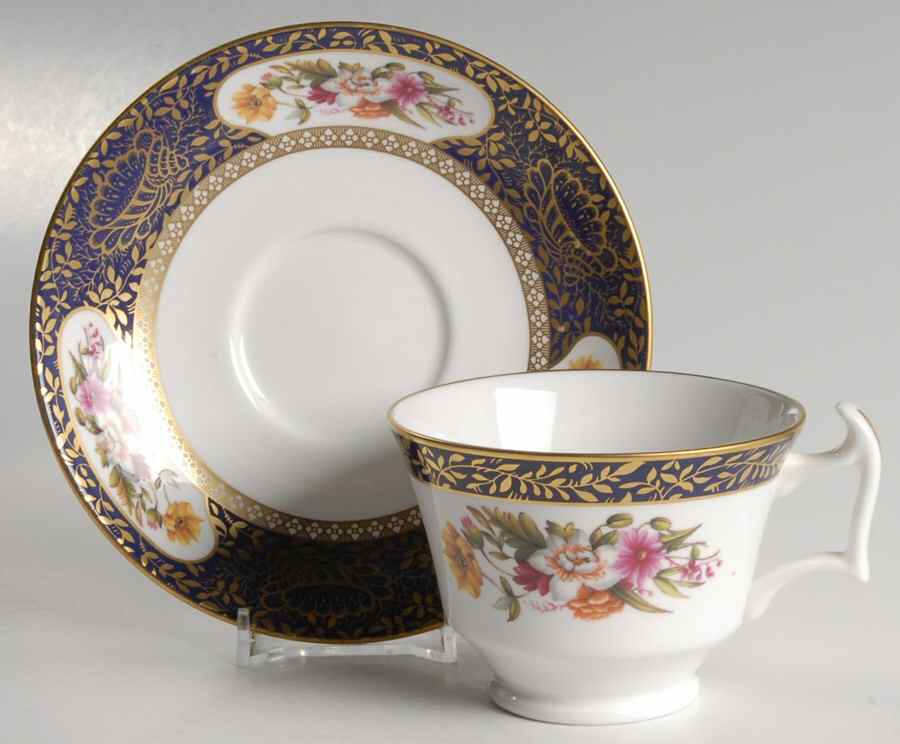 Arundel Footed Cup & Saucer Set by Spode-1