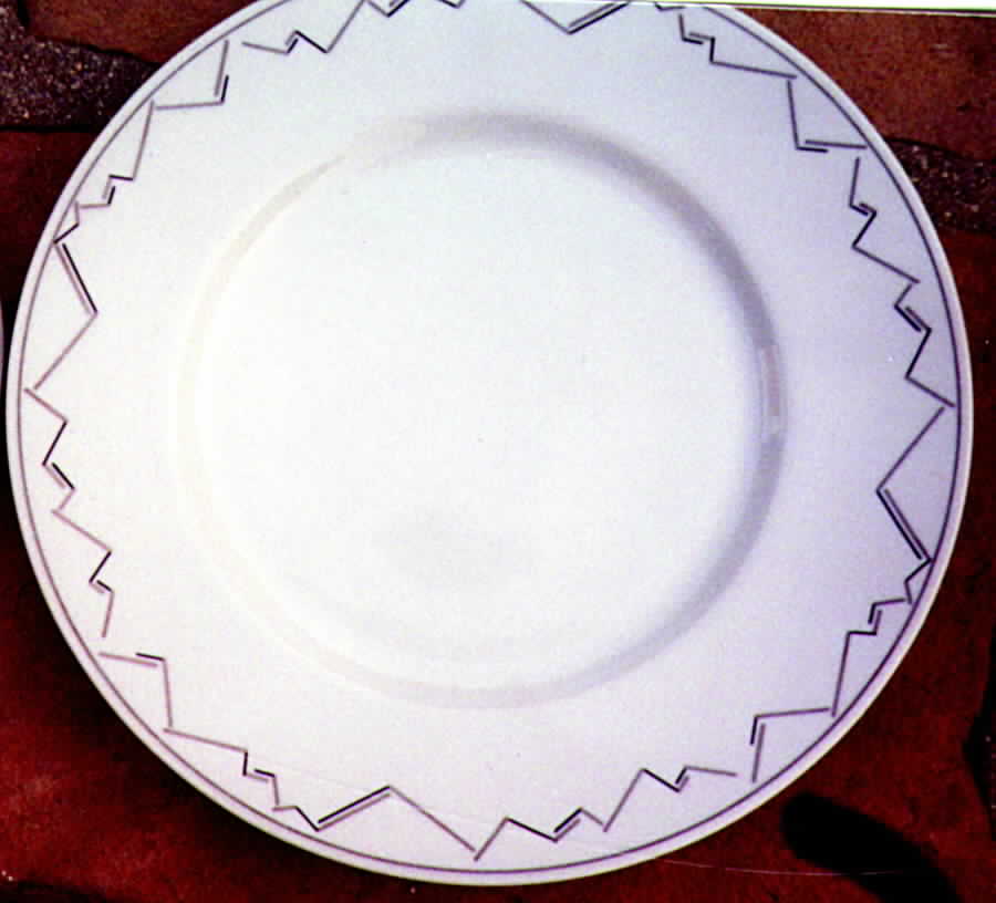 SSK1 Dinner Plate by Sasaki-1
