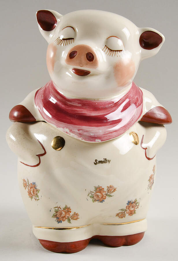 Smiley Pig  Cookie Jar & Lid by Shawnee-1