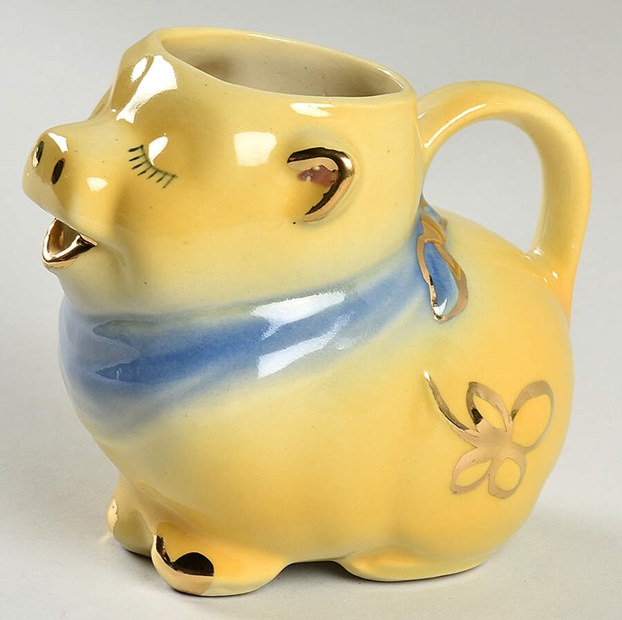 Smiley Pig  Figural Creamer by Shawnee-1
